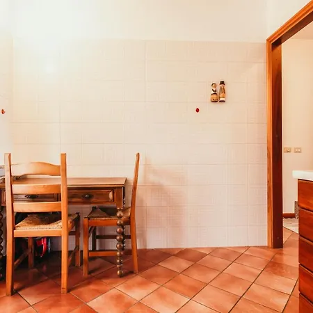 Casa Torelu - Lakeside Leisure & Business Holiday home