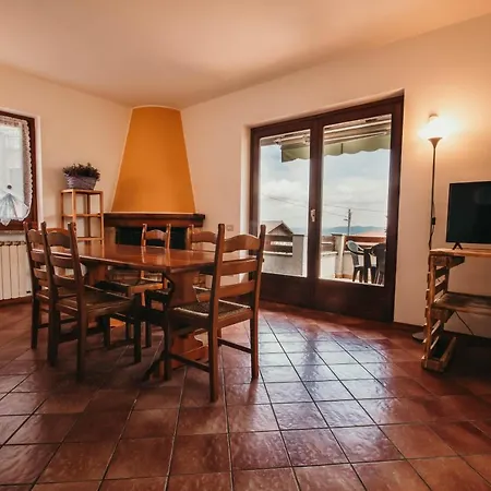 Casa Torelu - Lakeside Leisure & Business Holiday home Nebbiuno